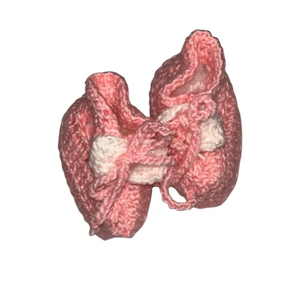 Handmade Crochet Baby Booties – Pink & White | Soft Newborn Shoes (0–3 Months) - Picture 3 of 4